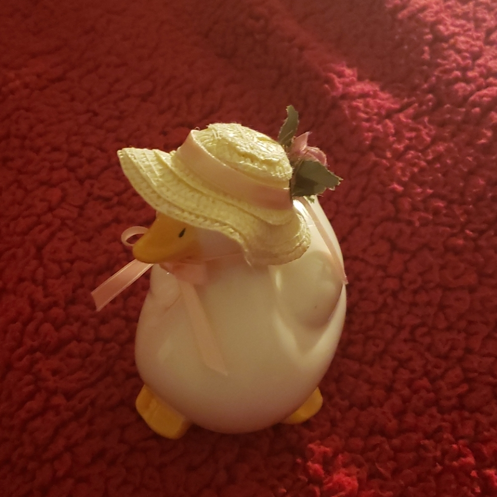 Artistic Gifts Ceramic Duck